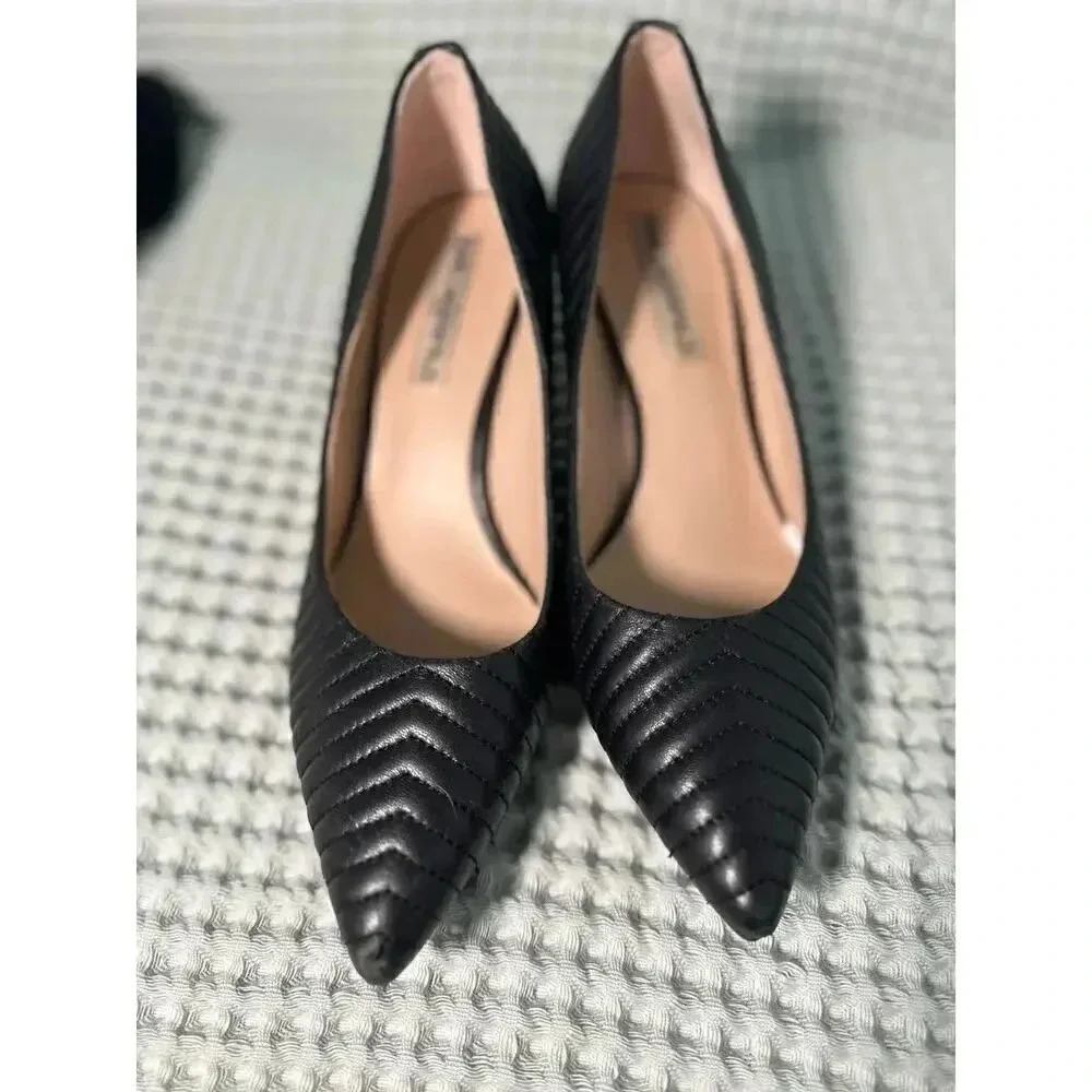 Karl Lagerfeld Rosette Quilted Pointed Toe Pumps | Black | 8.5